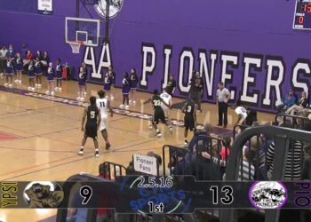 Basketbal Men's CTN Sports 2016   Ypsilanti  High School