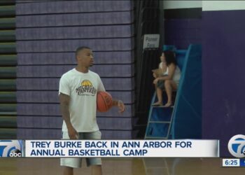 Trey Burke returns to Ann Arbor for basketball camp