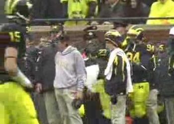 Lloyd Carr on the sideline  | The Ann Arbor News