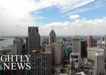 How Detroit Went From A Booming Metropolis To A Shrinking City | NBC Nightly News