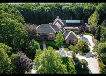 2016 Valleyview Drive, Ann Arbor, MI – 25007314