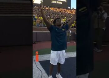Michigan's Olympians bang the drum for Week 1 🤩🥇