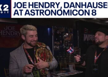 Danhausen , Joe Hendry, in Ann Arbor for Astronomicon