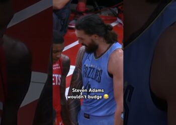 Steven Adams is immovable 🤣