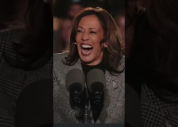 Harris silences raucous Michigan rally-goers with bizarre request: ‘Shout your own name’ #shorts