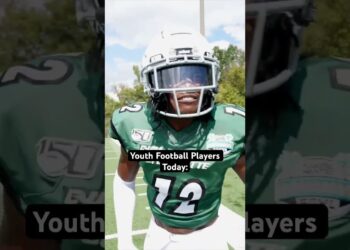 Youth Football Players Back in the Day vs Today | #shorts