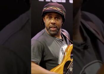 This is Why He’s the BEST Bass Player in the World