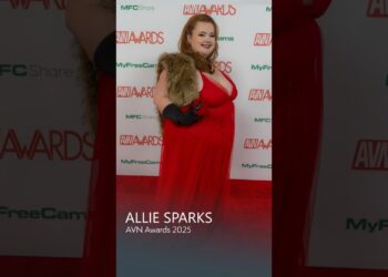 Allie Sparks Brings Old Hollywood Glam to AVN 2025 | Jay's Playhouse