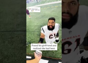 This NFL player was shocked when he found his girlfriend! #shorts #nfl #lions