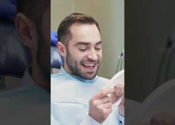 Top 3 Foods to Avoid While Wearing Dentures