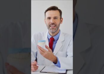 5 Oral Hygiene Tips for People with Dentures – Our Guide