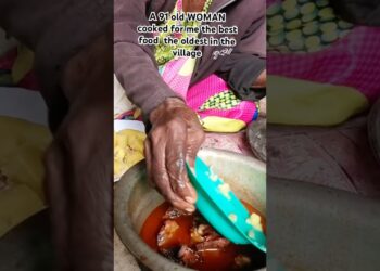 The oldest WOMAN of the village cooked the best food 🥘 (91years old) #readwomen #femalehistory #ann