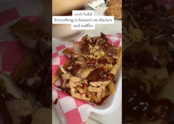#detroit #ramadan #suhoor festivies in Dearborn Heights #halal #foodtruck #foodiesnapper #chicken