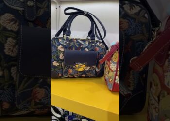 Henney Bear MIPEL LONDON CHIC CANTON FAIR. Discover the new collection and unleash the spring vibes