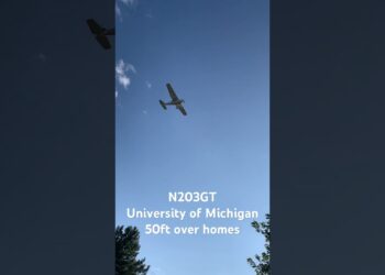 N203GT University of Michigan Flyers #AerialStalker #aviation #flying #generalaviation