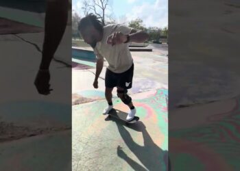 Practicing Ollies on the Hip #skateboardingisfun #skateeverydamnday #shorts
