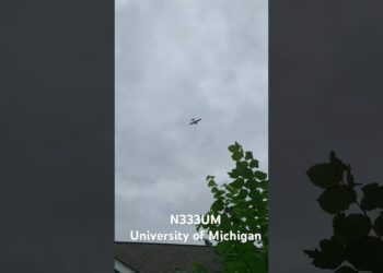 N333UM University of Michigan Flyers #AerialStalker #aviation #flying #generalaviation