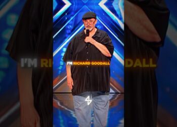 Janitor Shocks Everyone With His Voice…😳🎤