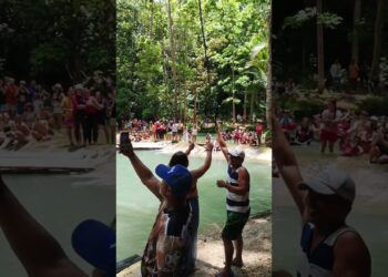 #travel #siquijor #annecurtissmith #trendingvideo