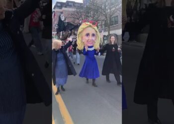 Return of FestiFools puppet parade takes over downtown Ann Arbor