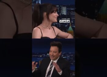 Anne Hathaway's Admiration for Anna Wintour!