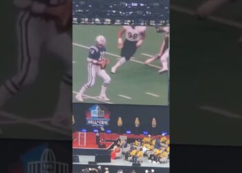 Steve McMichael Pro Football Hall of Fame intro presented by Jarrett Payton #canton