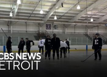 Eastern Michigan women's hockey team goes undefeated in first season, heads to ACHA D2 championships