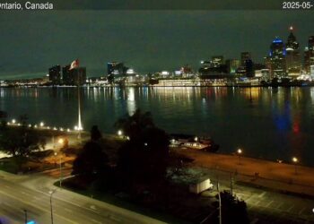 Live: Windsor, Ontario, Canada | Detroit Skyline, Michigan, USA