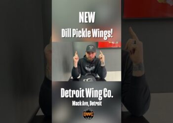 Ryan Jay tried the new Dill Pickle Sauce at Detroit Wing Company 🍗