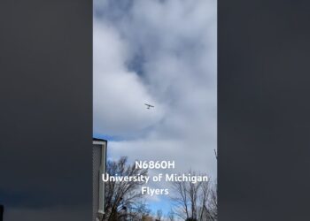 N6860H University of Michigan Flyers #AerialStalker #aviation #flying #generalaviation Woke Clowns