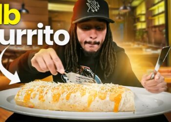 Vegan Food Review | 2LB Vegan Burrito From Ale Mary's (Royal Oak)