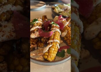 📍Review of Naked Burger, Macomb, MI #michigan #metrodetroit #detroit #foodie #burger #foodreview