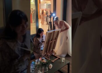 Painting real life prince and princess the most beautiful scene. #Annatar #luxurywedding