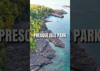 👉 SUBSCRIBE to stay up to date with news, real estate, events & all things Metro Detroit & Michigan!