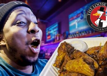The Loose Goose Food Review [BEST WINGS IN WINDSOR] 🐔