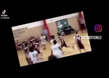 Ypsilanti Middle Basketball: AJ Seymour scores a floater