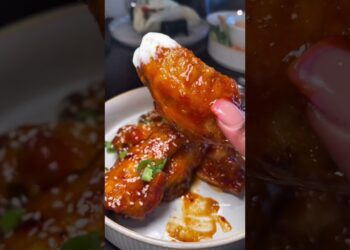 Nine Kitchen + Bar Ferndale, MI #foodreview #detroit #shortsfeed #shorts #viralvideo #foodie