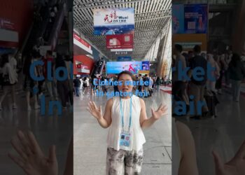 Clothes market in canton fair.#fashion #sourcingfromchina #chinesetoyfactory #viralvideo