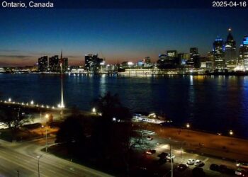 2025-04-16 Morning | Windsor, Ontario, Canada | Detroit Skyline, Michigan, USA