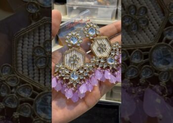 purple colour eyering 💟💜 comments purple colour heart #viral #fashion #palakrathor #annnaball
