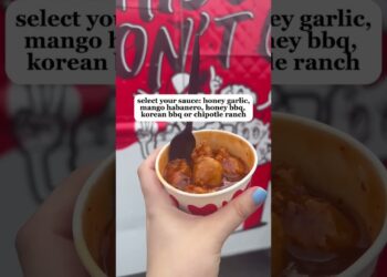 #shorts FRE Saucy Nuggets at the KFC Sauce Serve Truck!
