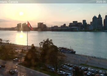 2025-05-15 Morning | Windsor, Ontario, Canada | Detroit Skyline, Michigan, USA
