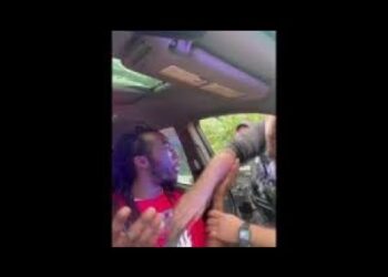 Man Pulled Over for “No Headlight” Traffic Infraction In Florida #jacksonville #viral