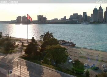 2025-07-02 Morning | Windsor, Ontario, Canada | Detroit Skyline, Michigan, USA