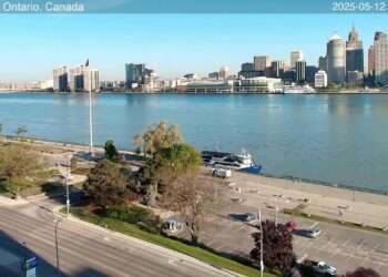 2025-05-11 Evening | Windsor, Ontario, Canada | Detroit Skyline, Michigan, USA