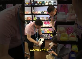 #Guangzhou 2024 135th #Canton Fair,China Import&Export #shoes #slippers #footwear #shorts