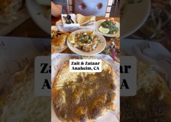 zait and zataar – lebanese restaurant and bakery! #food #anaheim #oc #losangeles #shorts