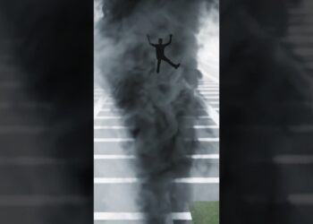 He flew nearly 400 metres inside a tornado… 👀