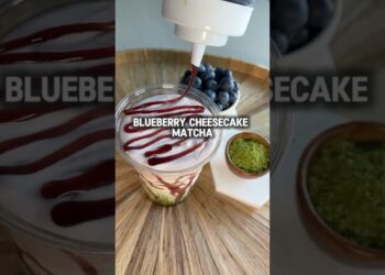 You had me at Blueberry Cheesecake Matcha! #matcha #annarbor #coffee
