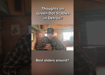 Thoughts on Green Dot Stables in Detroit? Best sliders around?#foodreview  #foodtiktok #detroit